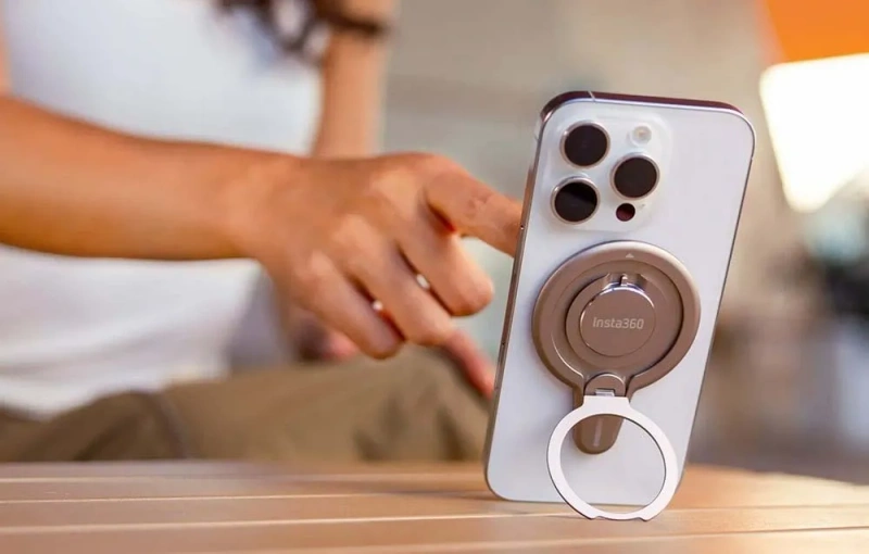 Stabilizator Insta360 Flow 2 Pro Creator Bundle (biały)
